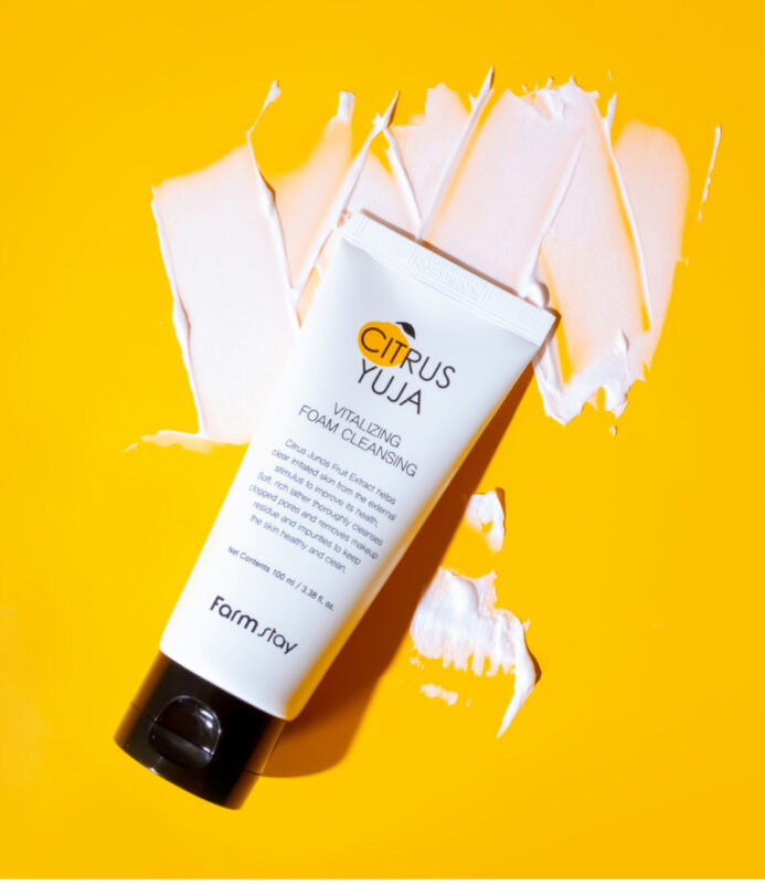 FarmStay Citrus Yuja Schiuma Detergente Vitalizzante 100 ml