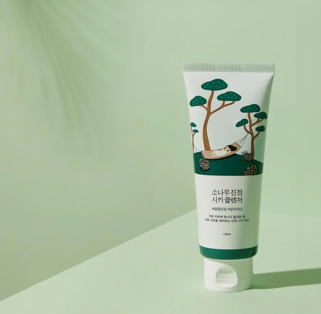 Round Lab Pine Calming Cica Cleanser