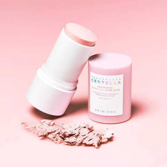 SKIN1004 Madagascar Centella Poremizing Quick Clay Stick Mask assorbe il sebo e minimizza i pori dilatati